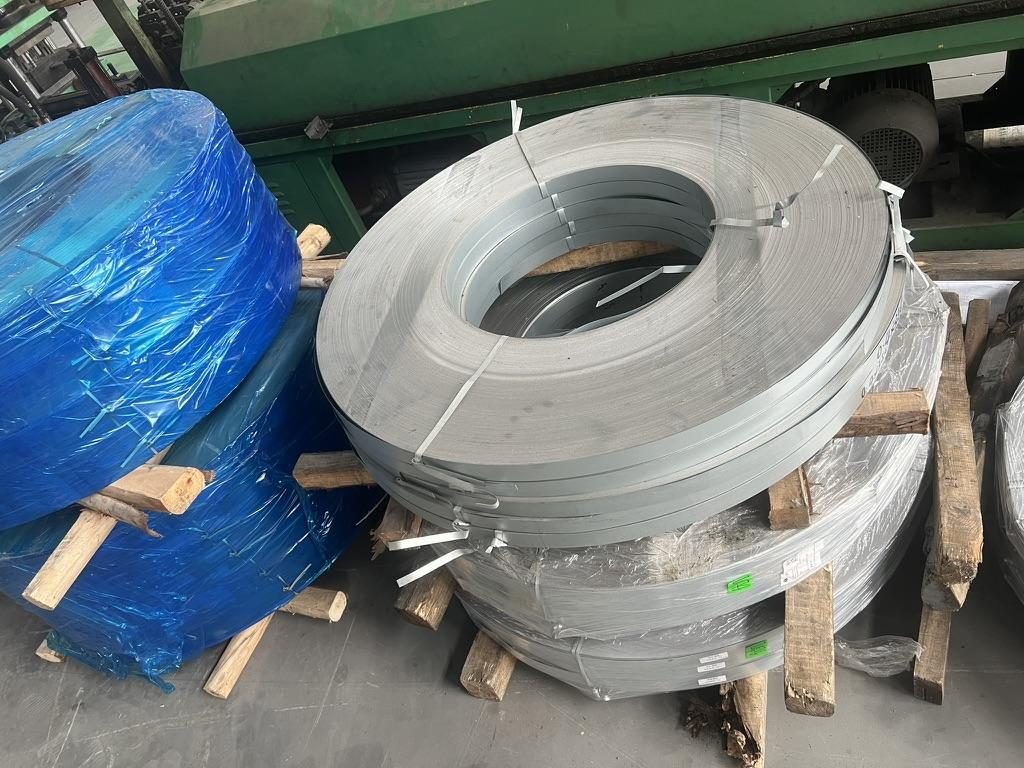 Cold-rolled steel coil, the raw material for server rails