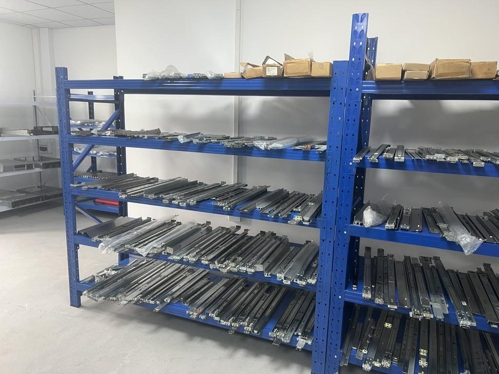 Sliding and fixed rail samples on the factory display rack