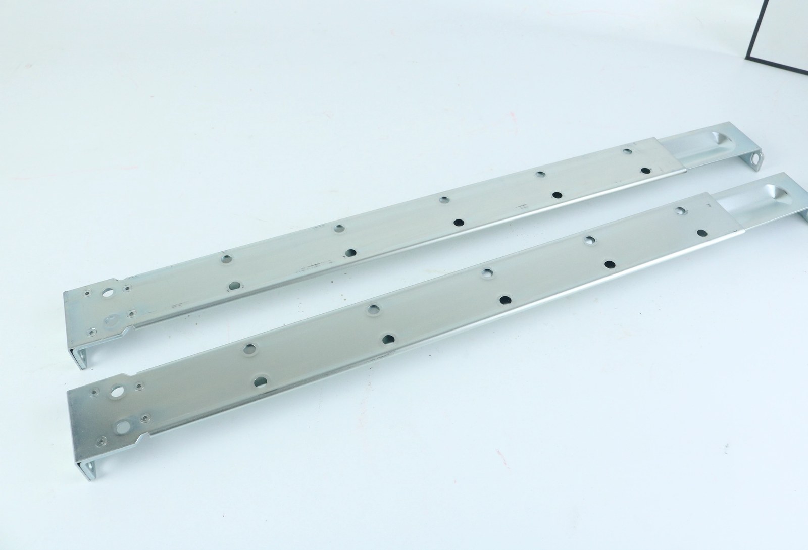 MS-FIX-40 rail pair, studio photograph of the actual product