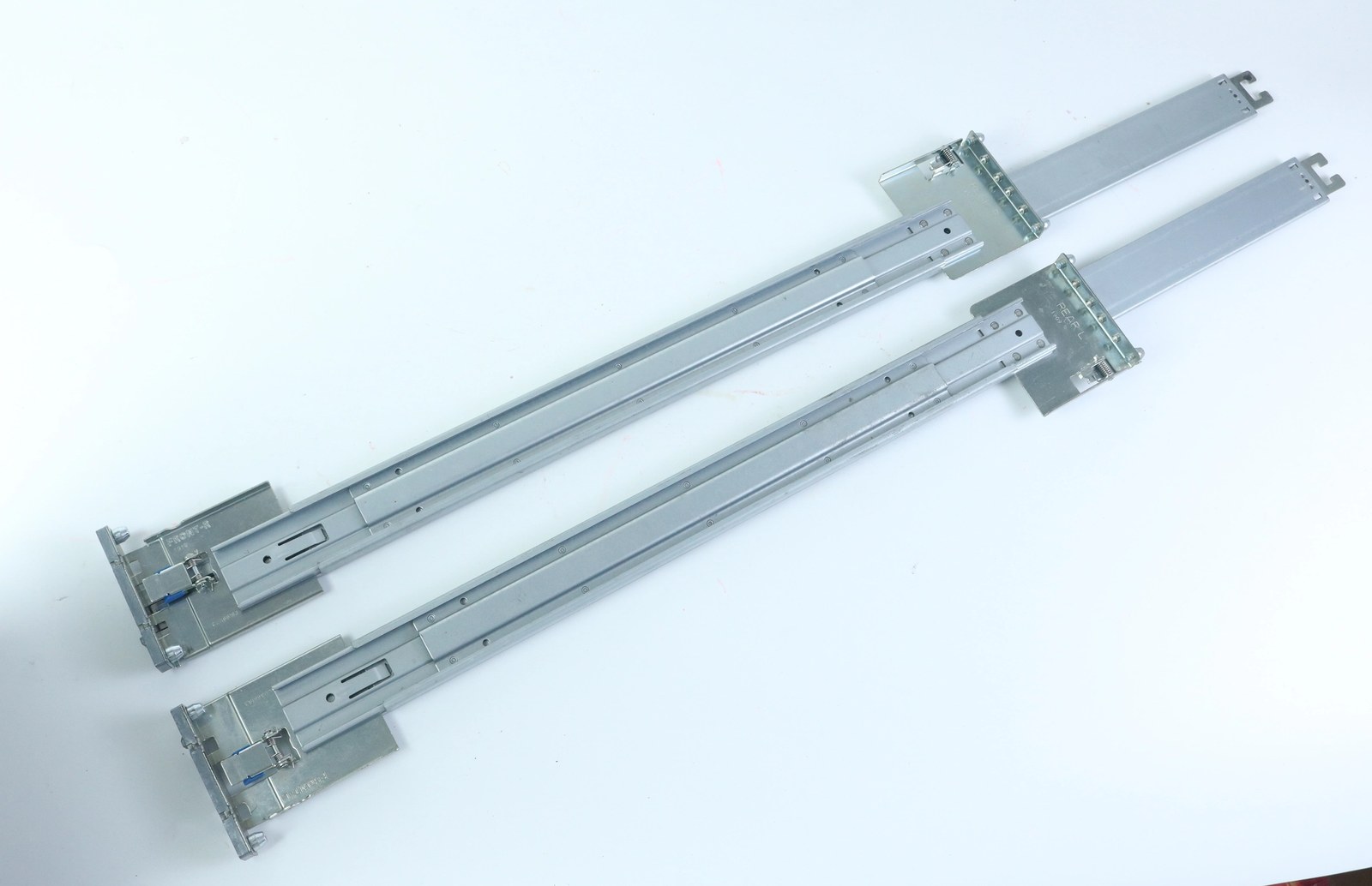 MS-FMR-2U-100 Tool-less 2U Friction Server Rails